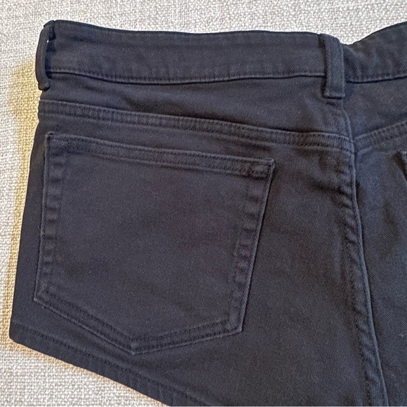 H&M DIVIDED Black Wash Denim 1.5" inseam Jean Shorts Low Waist 5-Pocket Women 12 - Picture 8 of 14